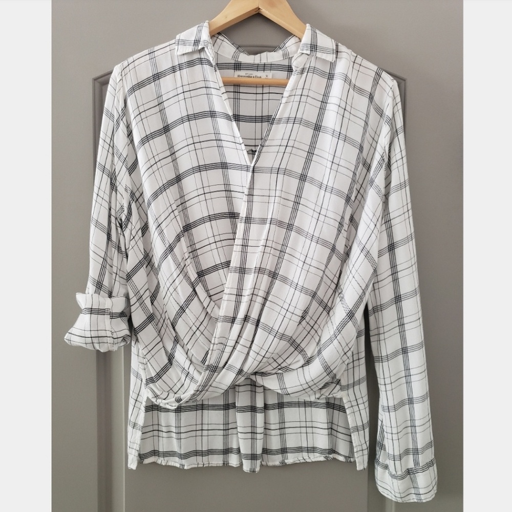 A&F | Twist Front Top